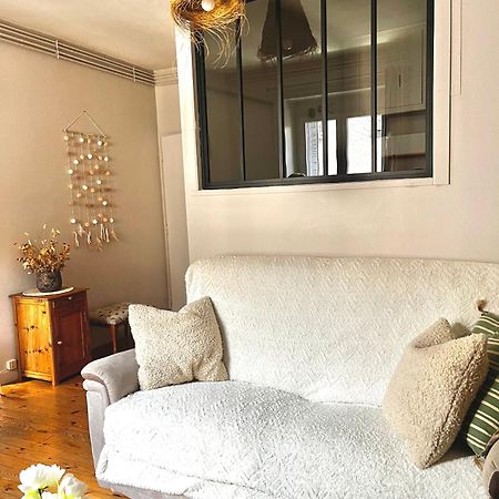 Appartement cosy en ville haute Saint-Flour  Buitenkant foto