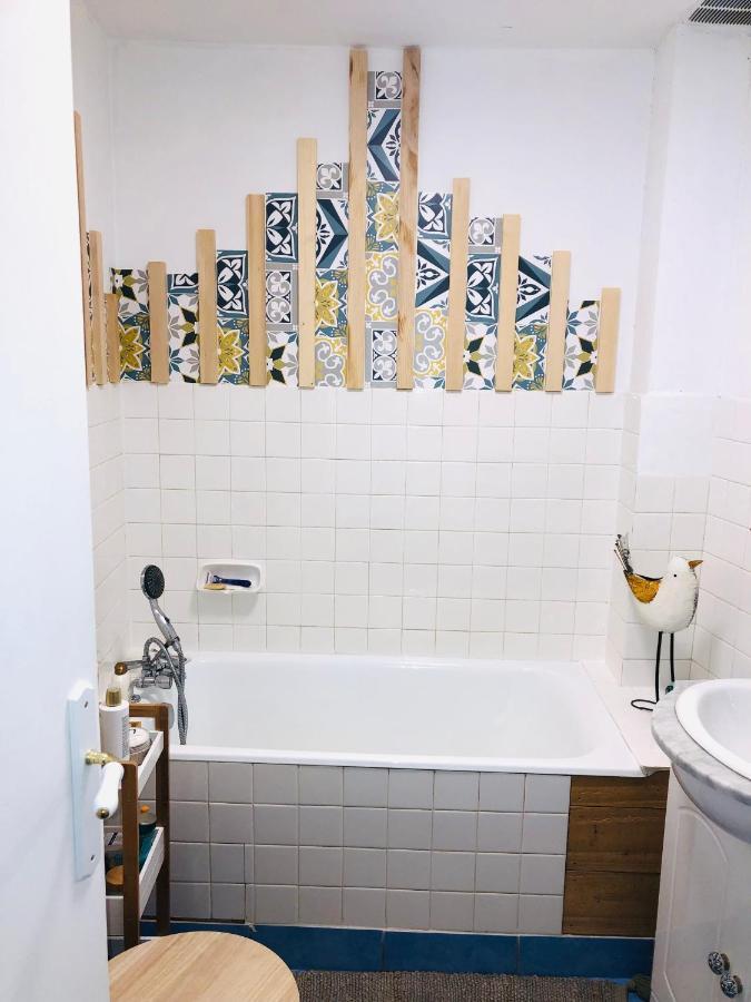 Appartement cosy en ville haute Saint-Flour  Buitenkant foto