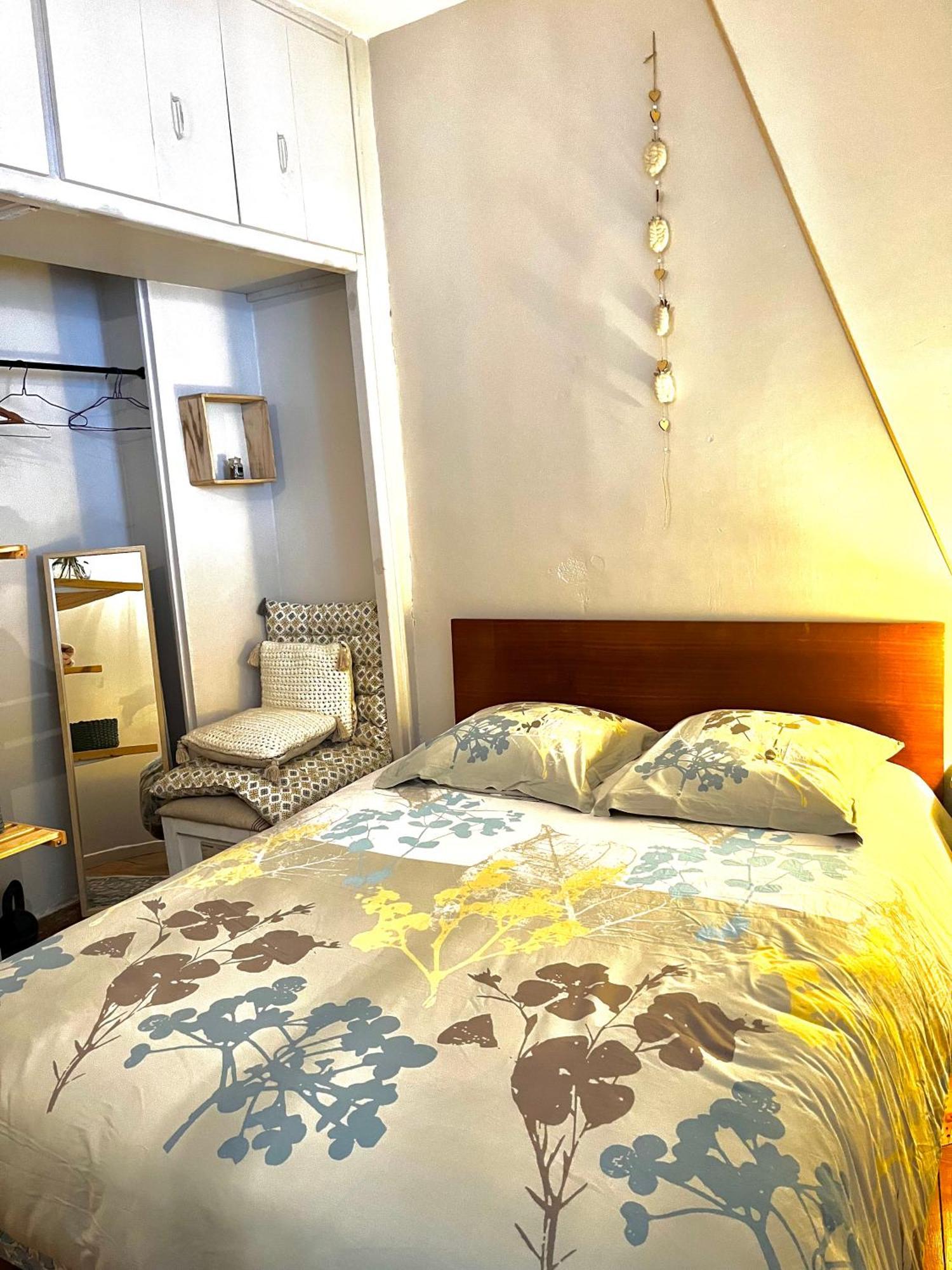Appartement cosy en ville haute Saint-Flour  Buitenkant foto