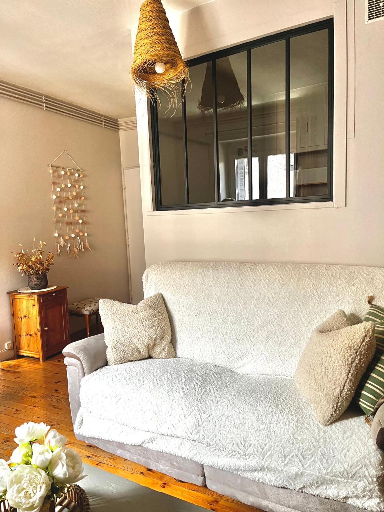 Appartement cosy en ville haute Saint-Flour  Buitenkant foto